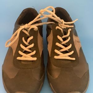 Ecco Men’s Shoe Sneaker Size 8 Gray or Size 41 European